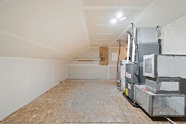 621 Old Glory Ln, Economy, PA 15042