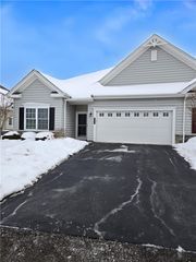 621 Old Glory Ln, Economy, PA 15042