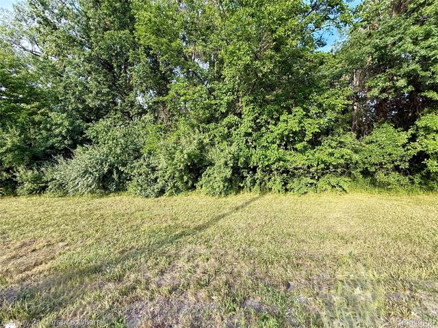 01 Wayne Rd Wayne, Romulus, MI 48174