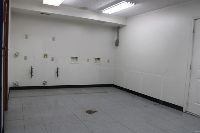 809 S Harrison Street, Alexandria, IN 46001