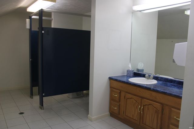 809 S Harrison Street, Alexandria, IN 46001