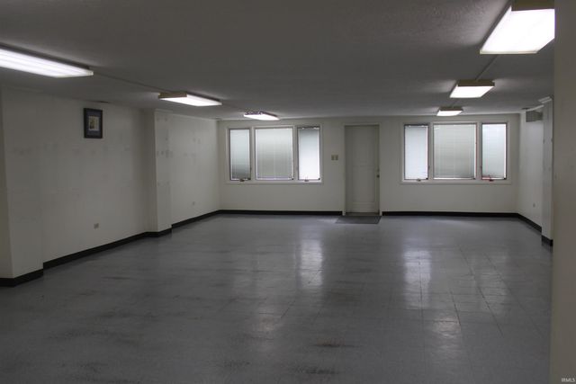 809 S Harrison Street, Alexandria, IN 46001