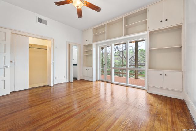 636 Patterson Ave Apt C, Alamo Heights, TX 78209