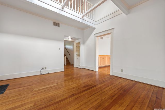 636 Patterson Ave Apt C, Alamo Heights, TX 78209