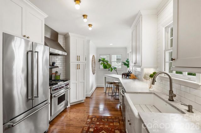 2421 Hassell Place, Charlotte, NC 28209