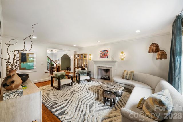 2421 Hassell Place, Charlotte, NC 28209
