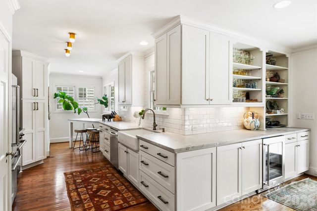 2421 Hassell Place, Charlotte, NC 28209