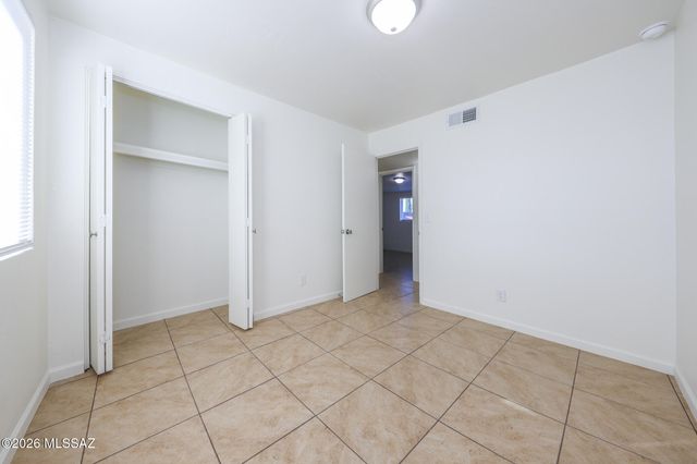 4020 S Silver Beech Avenue, Tucson, AZ 85730