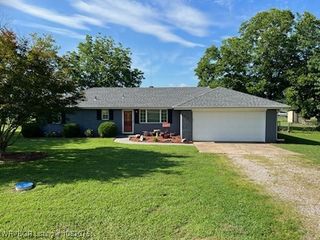 415 Francis Lane, Charleston, AR 72933