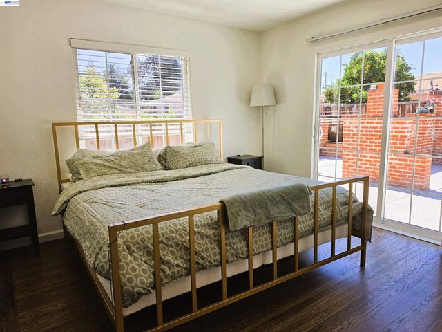 22341 N 6Th St, Castro Valley, CA 94546