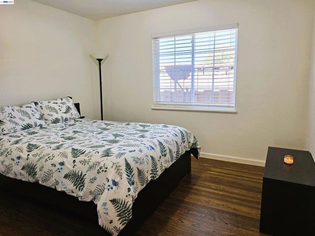 22341 N 6Th St, Castro Valley, CA 94546