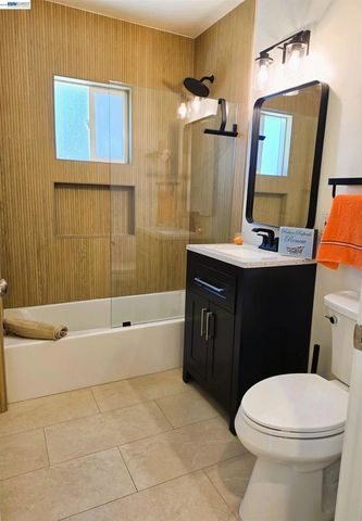 22341 N 6Th St, Castro Valley, CA 94546
