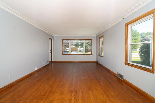 3216 22nd AVENUE, Kenosha, WI 53140