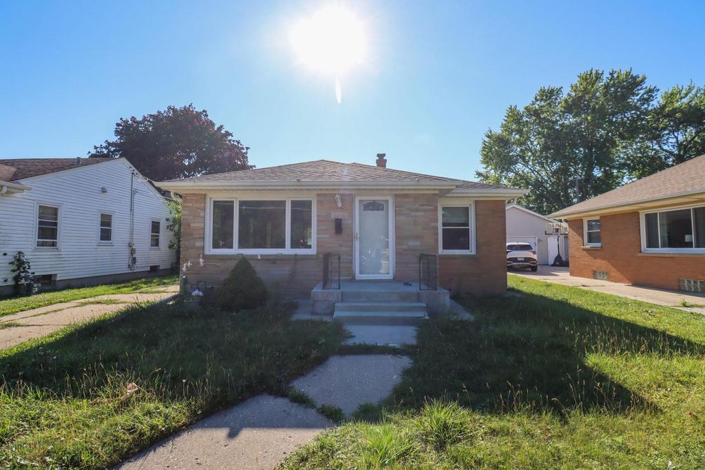 3216 22nd AVENUE, Kenosha, WI 53140