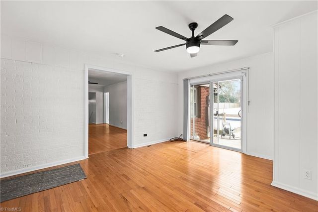 2780 Woodvale Drive, Winston-salem, NC 27127