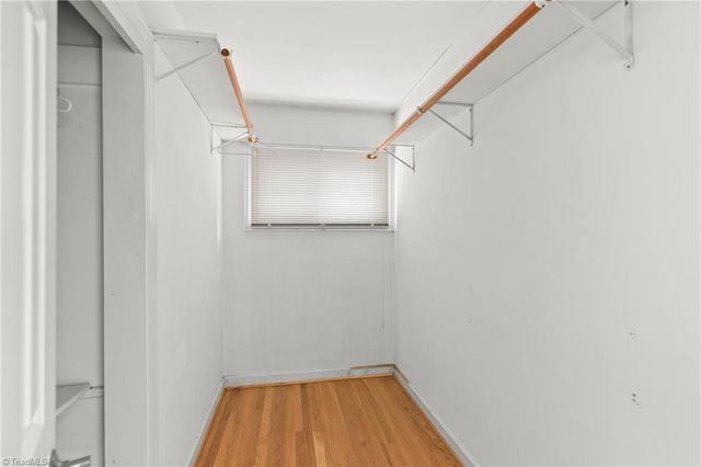 2780 Woodvale Drive, Winston-salem, NC 27127