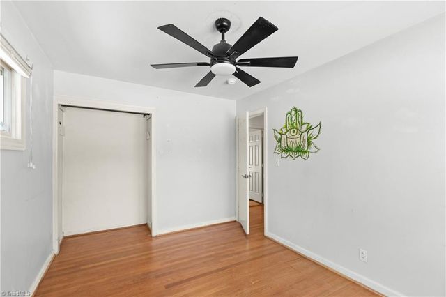 2780 Woodvale Drive, Winston-salem, NC 27127