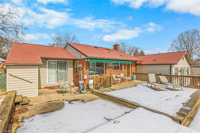 2780 Woodvale Drive, Winston-salem, NC 27127