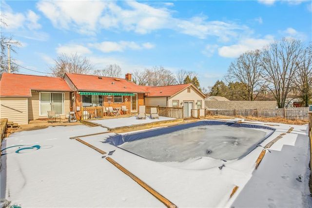 2780 Woodvale Drive, Winston-salem, NC 27127