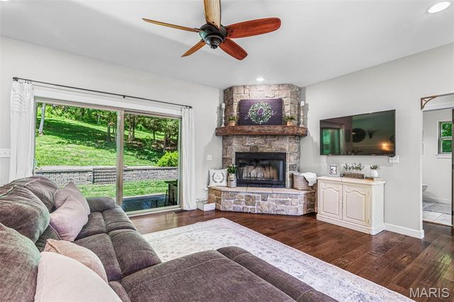 3649 Roads End Acres Road, Imperial, MO 63052