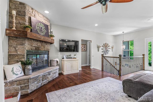 3649 Roads End Acres Road, Imperial, MO 63052