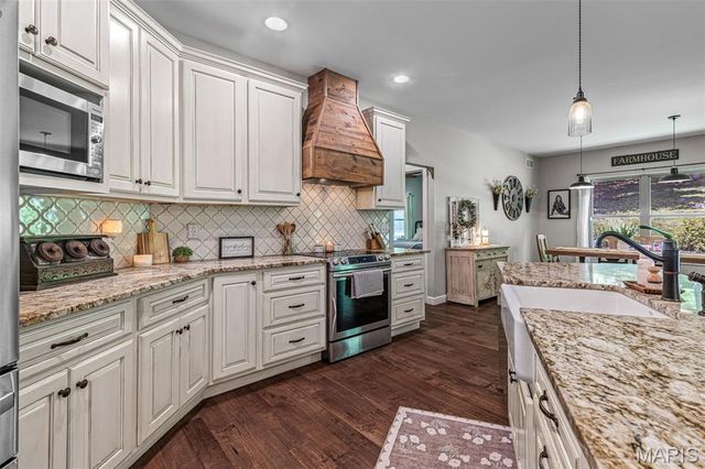 3649 Roads End Acres Road, Imperial, MO 63052