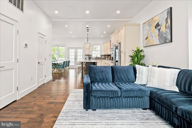 3121 24TH ST S, Arlington, VA 22206