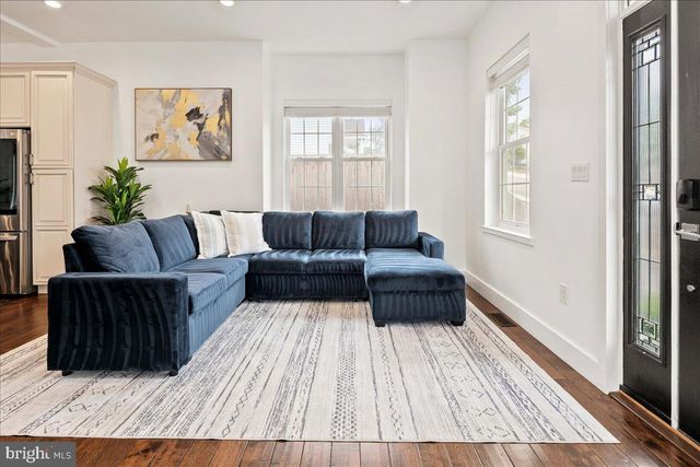 3121 24TH ST S, Arlington, VA 22206