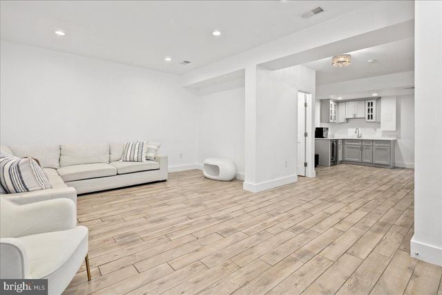 3121 24TH ST S, Arlington, VA 22206
