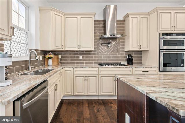 3121 24TH ST S, Arlington, VA 22206