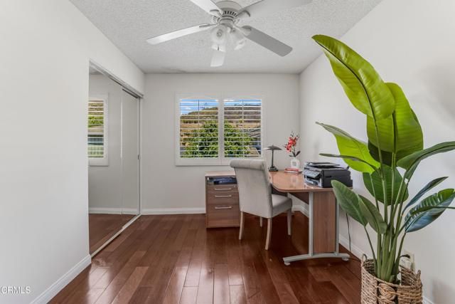 327 Wynn Court, Thousand Oaks, CA 91362