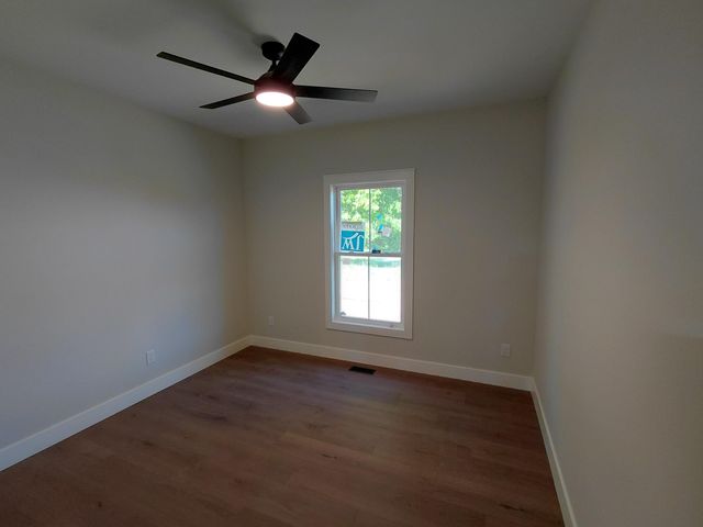 20 LAKEVIEW Road, Stanford, KY 40484