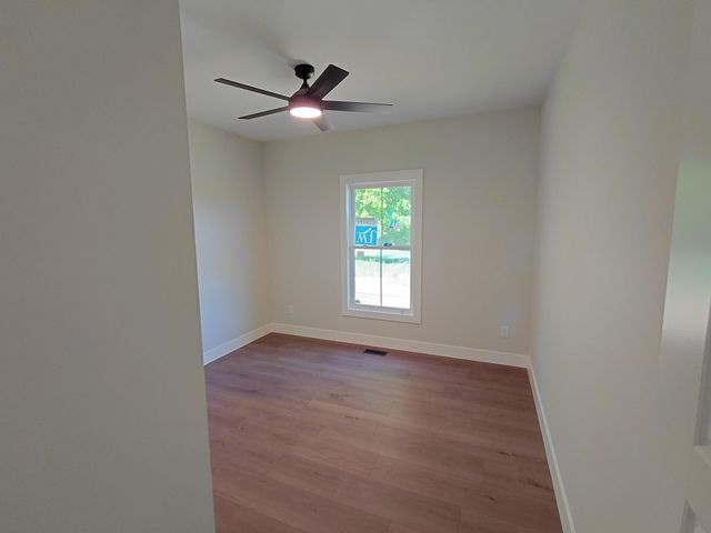 20 LAKEVIEW Road, Stanford, KY 40484