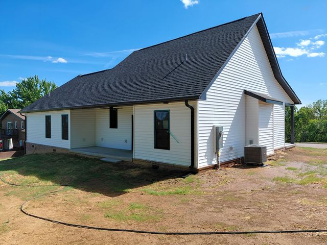 20 LAKEVIEW Road, Stanford, KY 40484