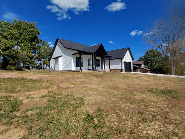 20 LAKEVIEW Road, Stanford, KY 40484