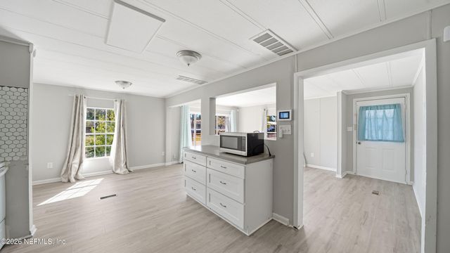 5827 JASON Drive, Jacksonville, FL 32244
