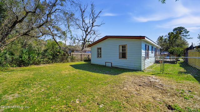 5827 JASON Drive, Jacksonville, FL 32244
