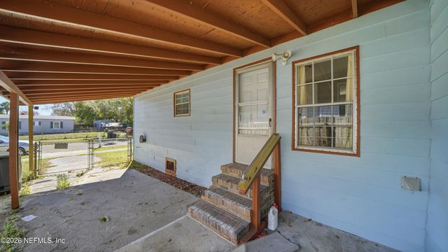 5827 JASON Drive, Jacksonville, FL 32244
