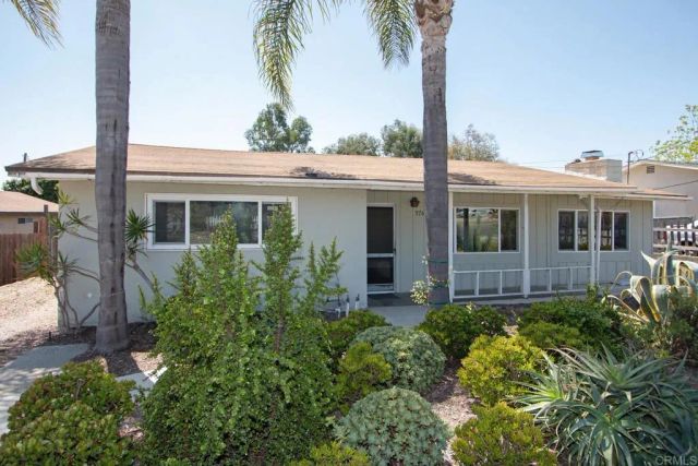 976 Olive Avenue, Vista, CA 92083