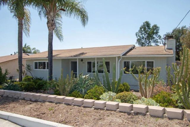 976 Olive Avenue, Vista, CA 92083
