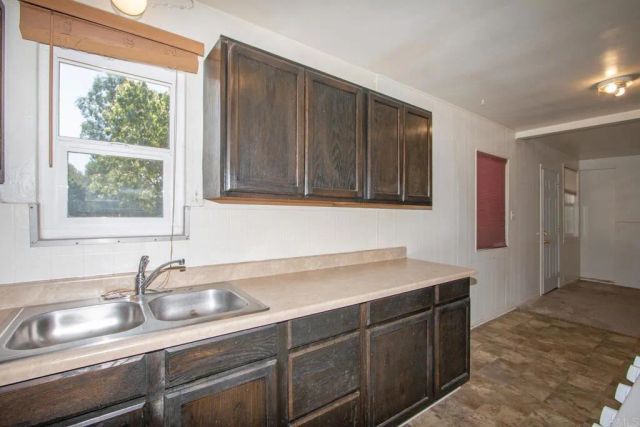 976 Olive Avenue, Vista, CA 92083