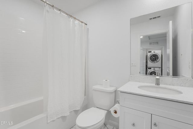 667 Pedro Street, Camarillo, CA 93010