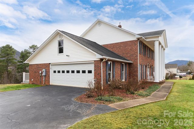 308 Goughes Branch Road, Leicester, NC 28748