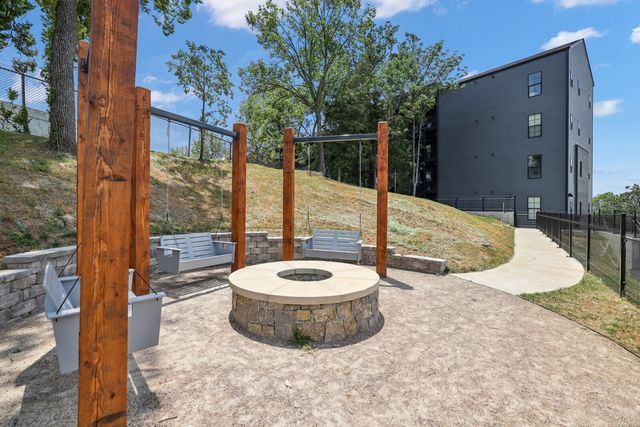 2900 Edwin Way Apt 105, Nashville, TN 37207