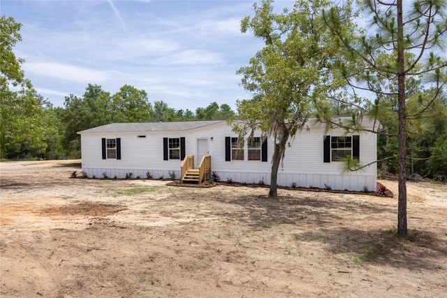 119 LONDON AVENUE, Interlachen, FL 32148