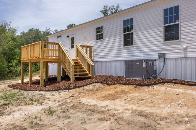 119 LONDON AVENUE, Interlachen, FL 32148