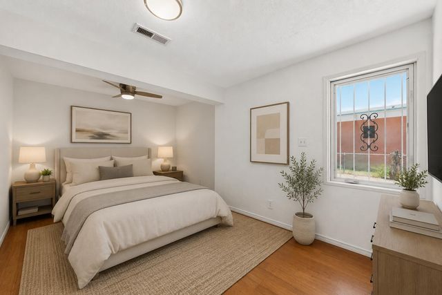 915 Pacific Avenue SW, Albuquerque, NM 87102