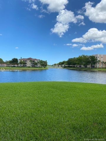7980 N Nob Hill Rd 102, Tamarac, FL 33321