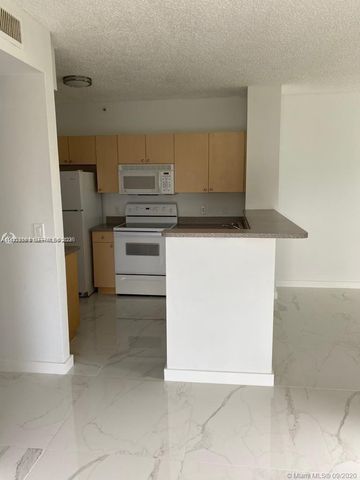 7980 N Nob Hill Rd 102, Tamarac, FL 33321