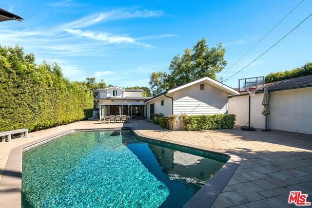 4239 W Mcfarlane Avenue, Burbank, CA 91505